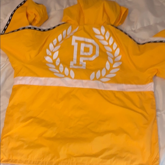 PINK Victoria's Secret Yellow Ski Jacket with White and Black Accents - Picture 2 of 7